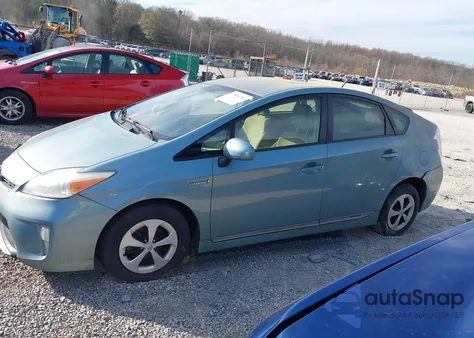 2013 Toyota Prius Two z USA, uszkodzony, nr VIN JTDKN3DUXD1679235